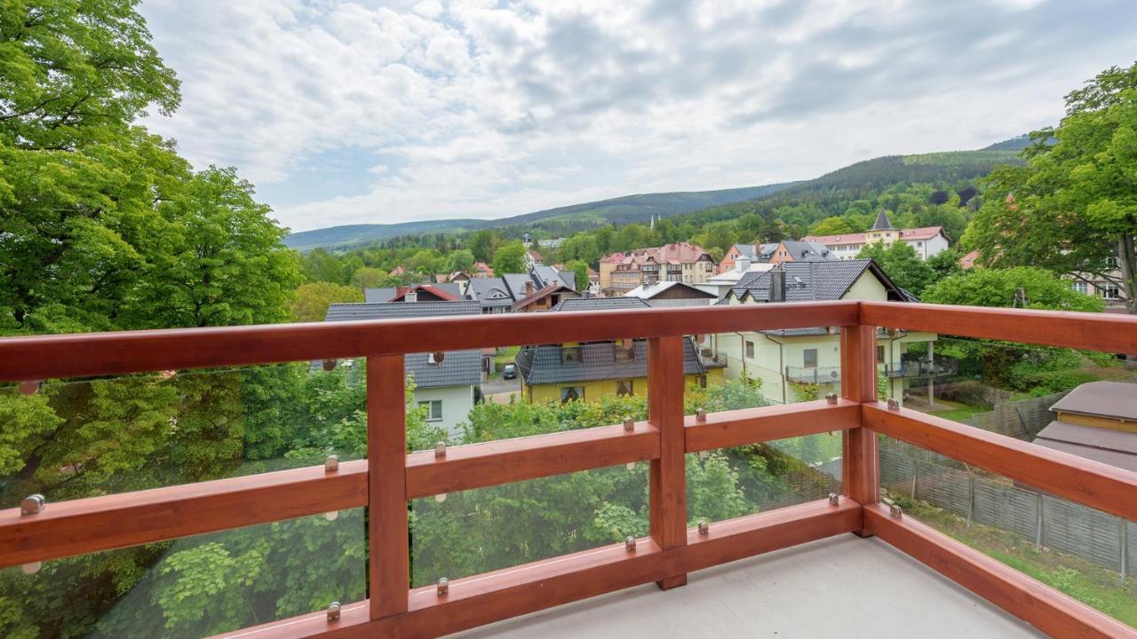 Apartamenty Holiday Mountain Residence - Royal Aparts Świeradów-Zdrój Exterior foto